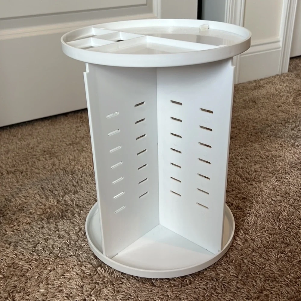 LIKE NEW Makeup Turning Organizer